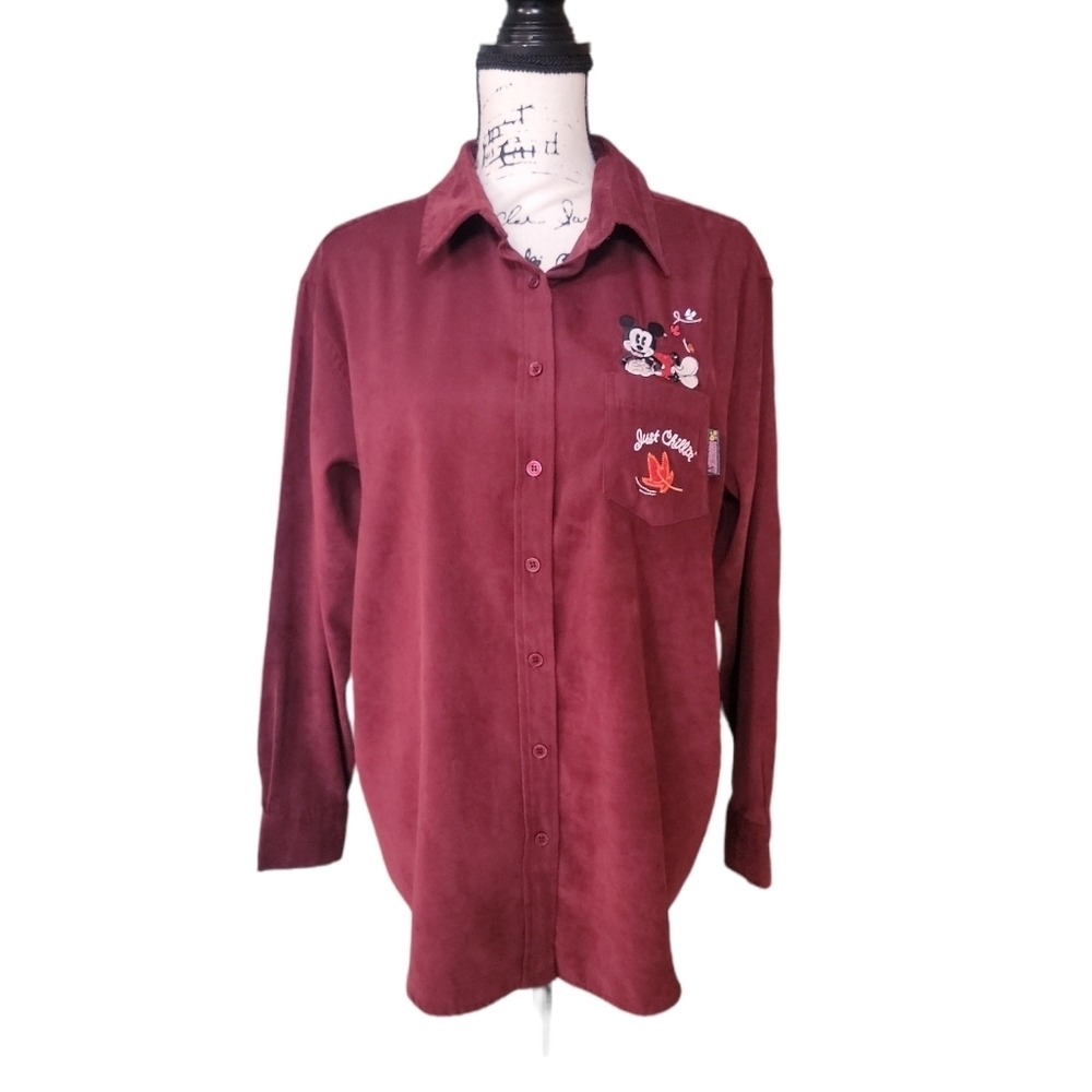 Disney Mickey Vintage Just chilling Button Down Top Size Medium